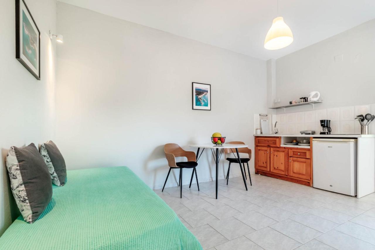 Elena-Stella Apartments Аріллас Екстер'єр фото